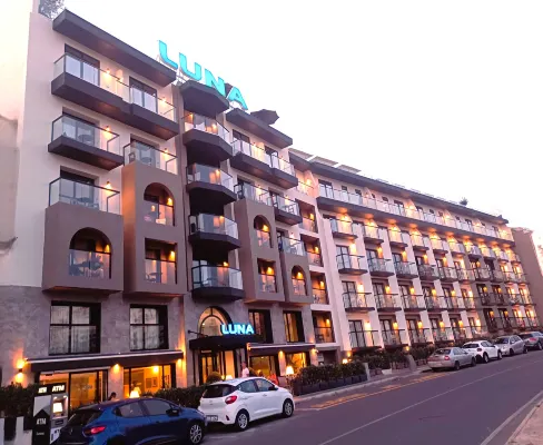 Luna Holiday Complex Hotels in Mellieha