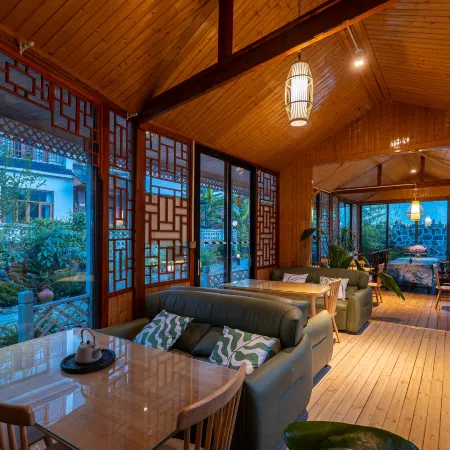 Huangguoshu Wolongshan Yin·Single-family Garden Homestay