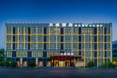 SAN SHENG HOTEL Hôtels à proximité de : Zhangqiu Stadium