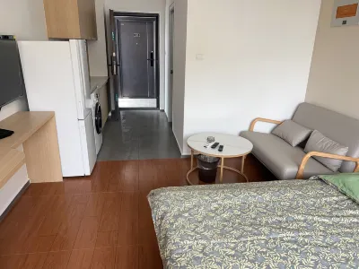 Huating Youth Home Apartment