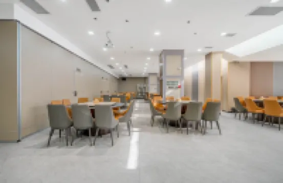 Jiudinghong Business Hotel