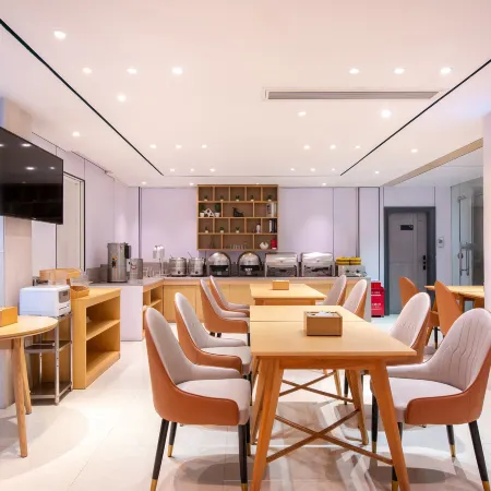 City Comfort Inn Hotel (Leizhou Xihu Avenue)