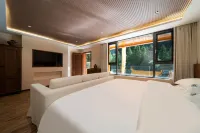 Heen Yagucang Homestay (Jiuzhaigou Scenic Area Nuorilang Waterfall) Hotel in zona Jianzhu Lake