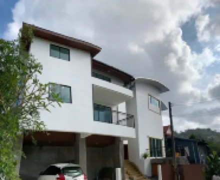 Hillside Studio Vacation Apartment with Pool