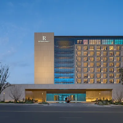 Renaissance Hotel Korla Hotels near Hongyan Square