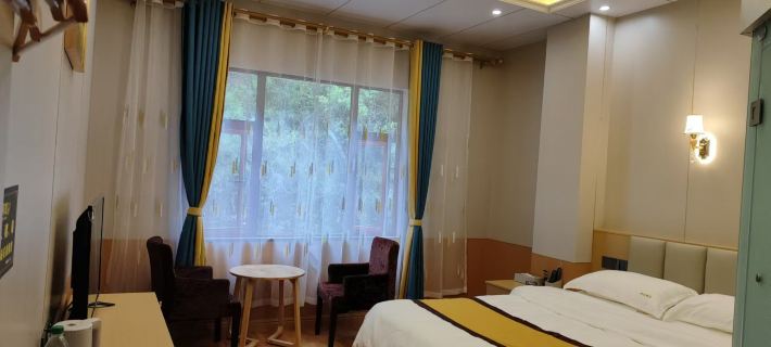 New Dragon Hotel Hotels in Xinlong