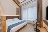 Quxiang Yazhu Chufeng Courtyard Homestay (Jiuge Alley)