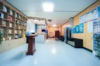 YueYing Hotel (Linyi University City Long-distance Bus Station Branch)