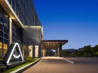 Yixing Longbei Mountain Forest Park Jiubin Avenue Atour Hotel Hotels near Longbeishan Forest Park