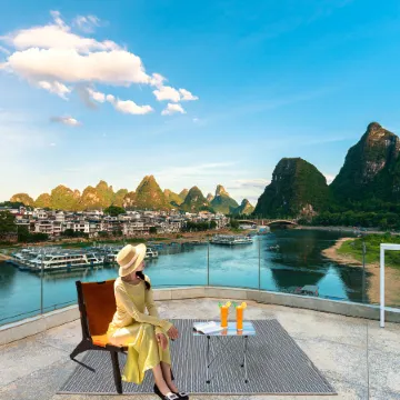 Xitang River View Holiday Hotel