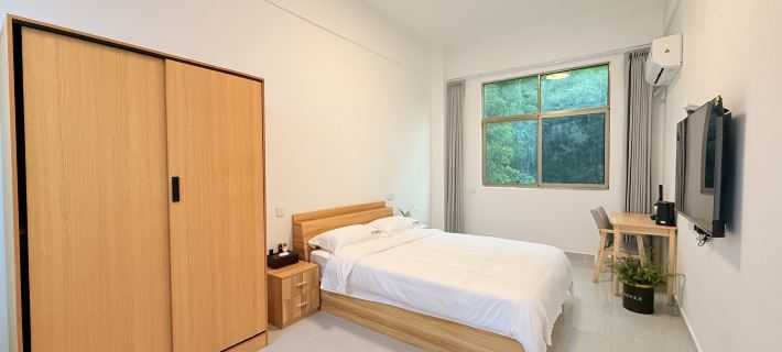 Yalami Shanhaiqing Homestay Hotels in Wuzhishan