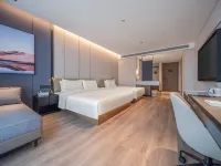 Atour Hotel Korla People's Square JianShe Bridge Hotel a Korla
