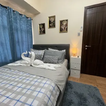 Staycation in Pasay+Balcony+View+Pool+PetFriendly フィリピン文化センター周辺のホテル
