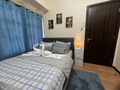 Staycation in Pasay+Balcony+View+Pool+PetFriendly