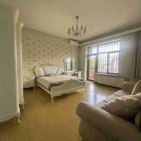 TabrisChina Vacation Rental