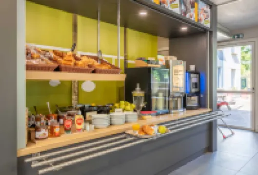 B&Bホテルトゥーロンオリヨル