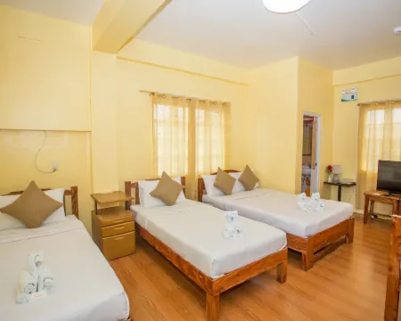 Midtown Inn - Batanes バタネスのホテル