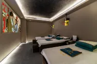 Chongqing Yaduoyijing Hotel (People's Hall Store) - ที่มีสปา