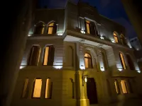Da Vinci Hotel Hotels near Azerbaijan Carpet Museum