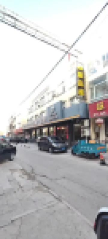 Yuelong Hotel Lingqiu