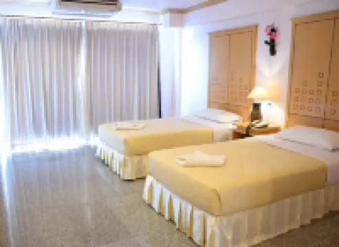 โรงแรมมณีโรจน์ โรงแรมในอำเภอเมืองสุรินทร์