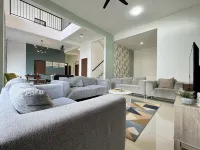 Desaru Arcadia Cozy Huge Villa 11-16pax Wifi Netflix 5 Mins to Desaru Beach Hotels in 
