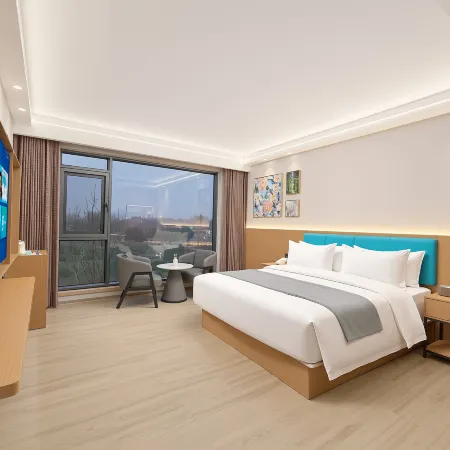 Kaifeng Millennium City Park Longting Lake Courtyard Hotel โรงแรมในไคเฟิง