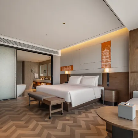 UrCove by Hyatt Hefei Shushan