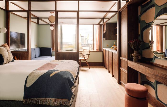Locke London Canary Wharf
