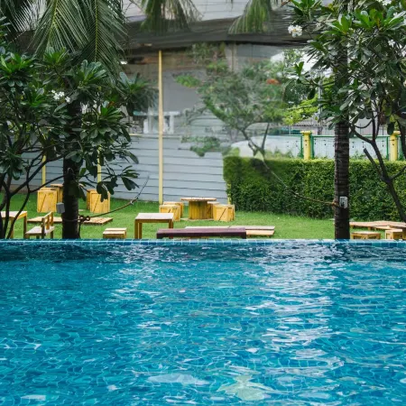 Amina Residence