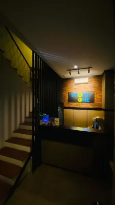 Front One Budget Semarang
