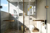 Yading Hotel - Pools