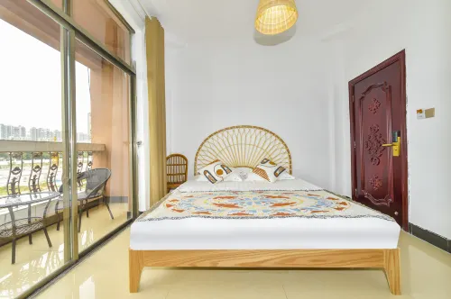 Beihai Four Seasons Harbor Homestay - Inns