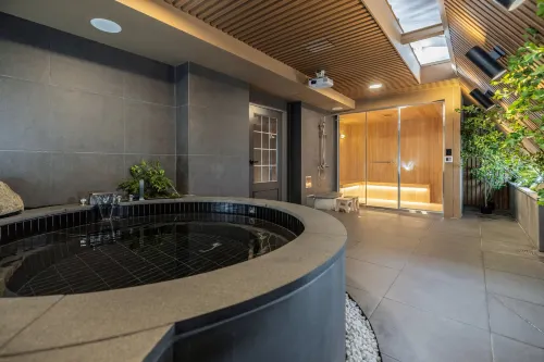 Cave Ryokan Hotel by Anook Daejeon Yuseong - Hot Tub