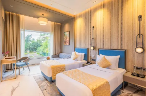 エンライズ バイ サヤジ ボーパール