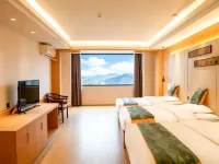 Manfeng Four Seasons Hotel (Cangwu) فنادق في تسانغوو