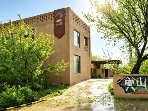Dunhuang Yinshanji Designer View Courtyard Luxury Homestay