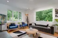 Victoria Island , Sooke Modern Beach Front House With Private Beach,Ocean ,Mountain & City Views
