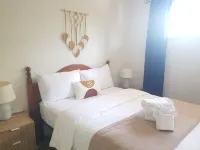 Jacaranda Lodge - Spacious 3Br 2Bath & Bush Views