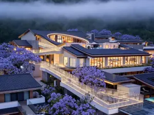 Dali Palace Hotel