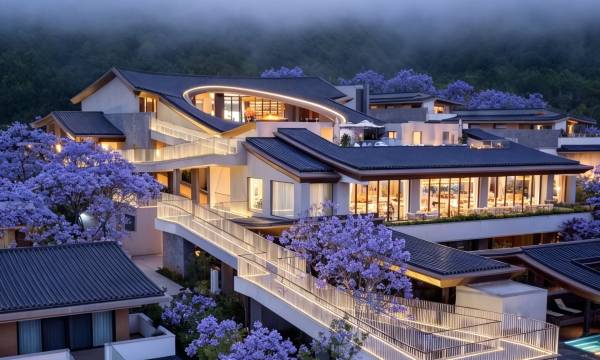 Dali Palace Hotel