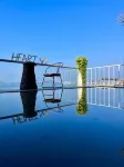Royal Sea No.1 Sea-view Executive Apartment