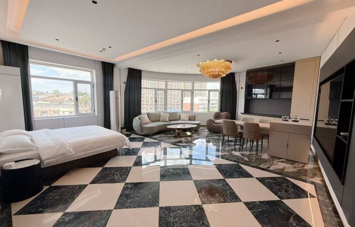 Heishan Yanuo Hotel