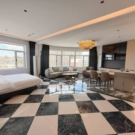 Heishan Yanuo Hotel