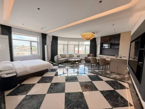 Heishan Yanuo Hotel