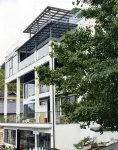 Jingchen Homestay (OMG Heartbeat Paradise Branch), Tonglu - خدمة نقل من وإلى المطار