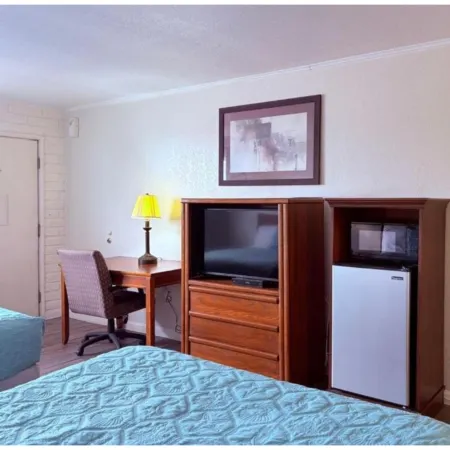 Champions Inn Del Rio TX Near US 90