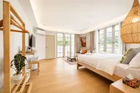 Hidden Garden Villa and Cafe - Guest houses