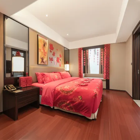 Royal Suites & Towers Wuhan