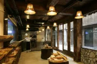 Water Fair Inn - Inns